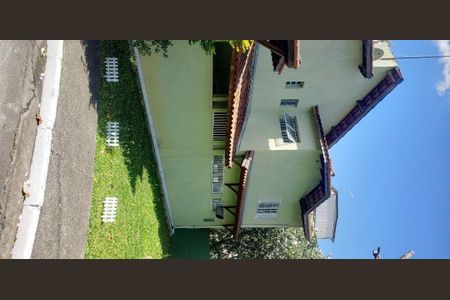 47_photo/94cef4dbc1.76c214775d40fdfc-ATLAS-6b03c350-3e18-4efb-b5f6-abb8120fbca1.jpg de casa à venda com 2 quartos, 115m² em Jardim Adriana, Guarulhos
