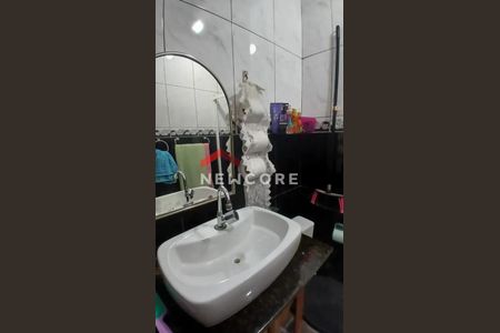 4_photo/94cef4dbc1.d7a91d1757fec3a4-ATLAS-58b583f0-68c9-451b-bb29-d48baaab2a9e.jpg de casa à venda com 3 quartos, 120m² em Jardim Adriana, Guarulhos