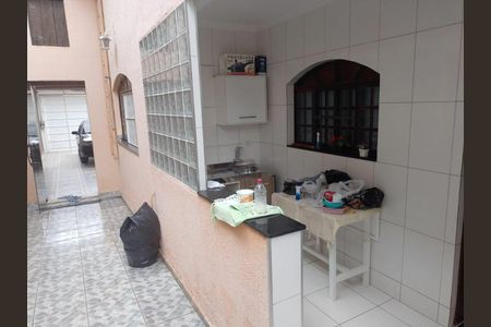 11_photo/94cef4dbe5.94eccd8fc9add72f-ATLAS-716e119a-b313-4068-8c84-9adcdc55a5f9.jpg de casa à venda com 2 quartos, 250m² em Jardim Diogo, Guarulhos