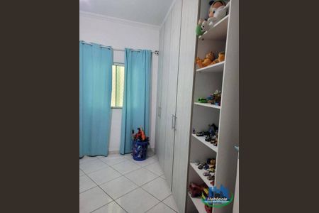 17_photo/94cef4dc2b.d064f87ba2f4a60c-ATLAS-42366850-4e73-41d7-bbd2-f064ea7b4c21.jpg de casa à venda com 3 quartos, 200m² em Vila Bremen, Guarulhos