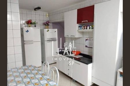 11_photo/94cef4ddb9.1b7f8972dcf92e4c-ATLAS-834e61d2-9541-4d42-91de-7b60d9baee37.jpg de casa à venda com 3 quartos, 254m² em Vila Bremen, Guarulhos