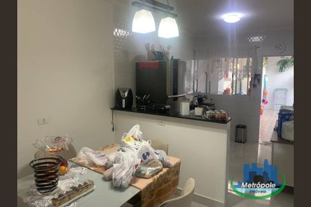 12_photo/94cef4e069.c18f59c832a74b25-ATLAS-b54ef5be-8ab3-416b-84e1-b01c3422d9e8.jpg de casa à venda com 2 quartos, 70m² em Vila Rio de Janeiro, Guarulhos