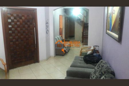 10_photo/94cef4e431.b40eab7aa8b169c8-ATLAS-71a25f7f-aa59-4781-b0d1-50611b65f6cd.jpg de casa à venda com 4 quartos, 125m² em Jardim Rosa de Franca, Guarulhos