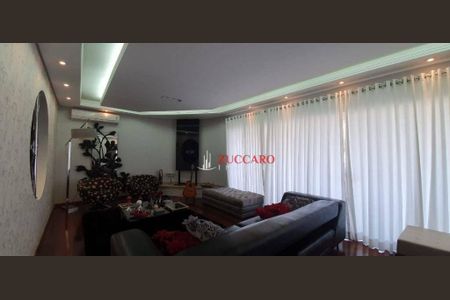 11_photo/94cef4e7c1.6fc7c21c24d33852-ATLAS-2eb70db4-ca18-4e60-bfa9-4247f4dfc09f.jpg de casa à venda com 4 quartos, 374m² em Jardim Valeria, Guarulhos