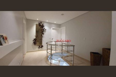 10_photo/94cef4e7c1.6fc7c21c24d33852-ATLAS-c423d61d-29b5-4358-84cb-e7701597ad1a.jpg de casa à venda com 4 quartos, 374m² em Jardim Valeria, Guarulhos