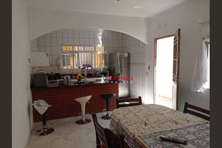 11_photo/94cef4e89b.e9dc27a63aa2dddc-ATLAS-6e6f69b5-f89a-4c22-b4f4-4091d45c2e96.jpg de casa à venda com 2 quartos, 300m² em Jardim Rosa de Franca, Guarulhos