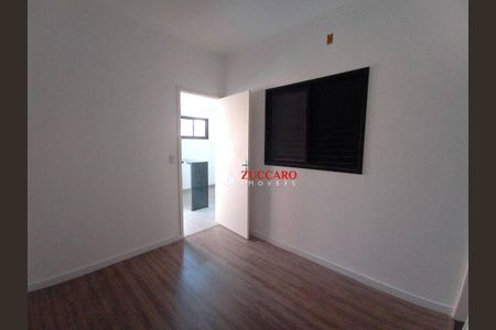 6_photo/94cef4ee8f.fe2d75530dc552d2-ATLAS-bfd2b3a4-d2e6-43ce-b6e0-291da4bd8885.jpg de kitnet/studio para alugar com 1 quarto, 29m² em Jardim Rosa de Franca, Guarulhos