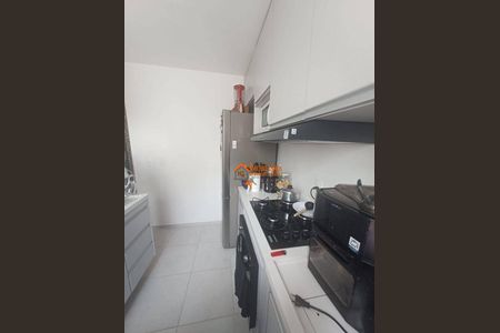 4_photo/94cef4ef2f.a0fd4a98d41b3154-ATLAS-5a409547-fdbe-4dcf-a082-18f37975bb24.jpg de apartamento à venda com 2 quartos, 40m² em Jardim Rosa de Franca, Guarulhos