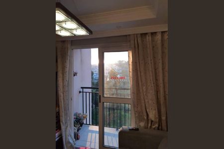 4_photo/94cef4f075.17e481dfe8f44388-ATLAS-b65502d9-3a58-41a9-b5ed-b8fcf7e5befb.jpg de apartamento à venda com 3 quartos, 57m² em Jardim Gracinda, Guarulhos