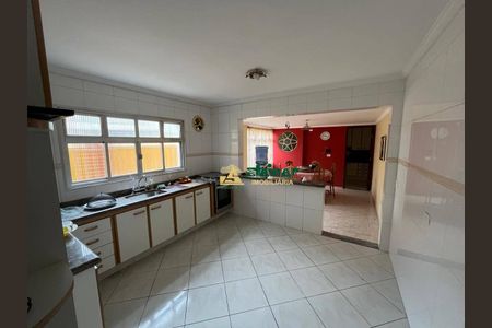 7_photo/94cef4f3b5.5c0cc5a0ba9a52b6-ATLAS-354497bf-26bb-4b1f-8f43-1f534fe4f68c.jpg de casa para alugar com 3 quartos, 150m² em Guarulhos, Guarulhos