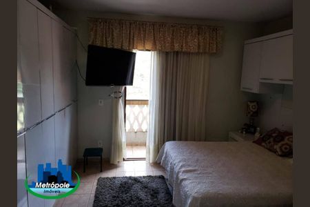 4_photo/94cef4f511.210363f7da379e19-ATLAS-38088860-8883-4106-b29d-e85f9036bb2a.jpg de casa à venda com 4 quartos, 240m² em Parque Continental II, Guarulhos