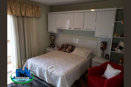 8_photo/94cef4f511.210363f7da379e19-ATLAS-50fbcddd-71ea-4748-a041-e68ed23a9740.jpg de casa à venda com 4 quartos, 240m² em Parque Continental II, Guarulhos