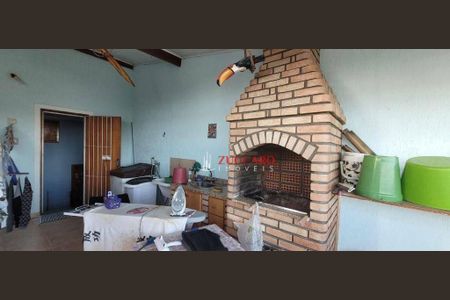 9_photo/94cef4f62d.7b95627da835adf4-ATLAS-dd8c3caf-9194-4d2a-b9f4-d1503b8aaf25.jpg de casa à venda com 2 quartos, 87m² em Parque Continental I, Guarulhos