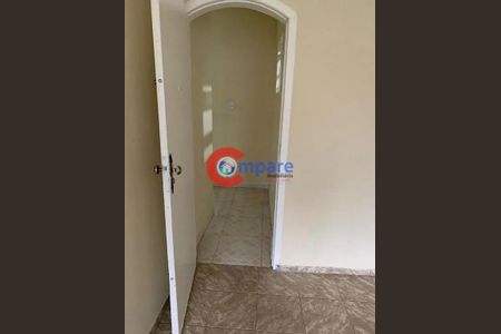 4_photo/94cef4f6ab.58506769bdfd2446-ATLAS-23a950d6-6a58-4ab7-bdd1-bfac33e7c2cc.jpg de casa para alugar com 3 quartos, 120m² em Parque Continental II, Guarulhos