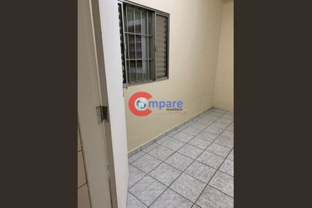 10_photo/94cef4f6ab.58506769bdfd2446-ATLAS-4ee9764d-0631-4b05-9a81-2099cece443d.jpg de casa para alugar com 3 quartos, 120m² em Parque Continental II, Guarulhos