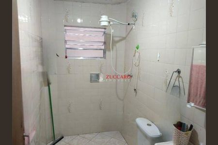 12_photo/94cef4f735.9344729ba8107f18-ATLAS-e7ee9113-980c-40ca-a12b-103c9e02a332.jpg de casa à venda com 3 quartos, 180m² em Parque Continental II, Guarulhos