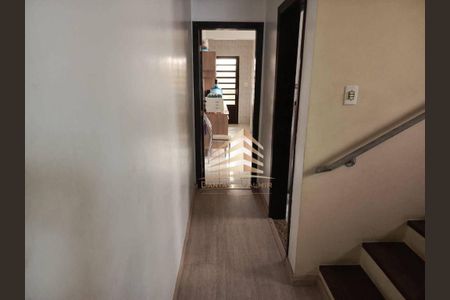 4_photo/94cef4f78b.93b8fa184532727f-ATLAS-c4c29da3-7c3c-49b3-bd0d-b95eb7d6fc3e.jpg de casa à venda com 4 quartos, 300m² em Parque Continental I, Guarulhos