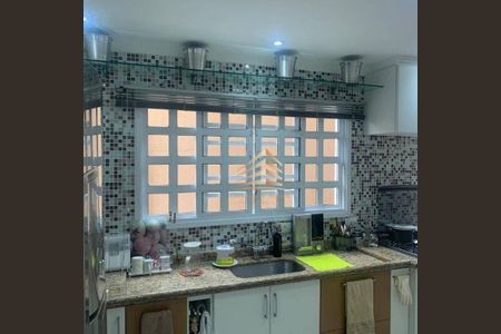 4_photo/94cef4f8e7.e98a0441d5514113-ATLAS-2803cd7b-a6a4-41b2-be5b-c1cd7d342d77.jpg de casa à venda com 3 quartos, 240m² em Parque Continental I, Guarulhos