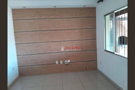 7_photo/94cef4fa2d.e23f72c61b9d3eab-ATLAS-3b91c646-5725-4b77-ab29-db9eca2cb808.jpg de casa à venda com 4 quartos, 205m² em Jardim Betel, Guarulhos