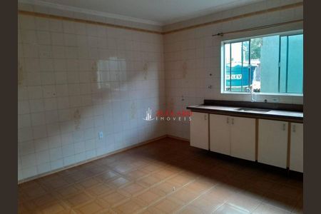 4_photo/94cef4fa2d.e23f72c61b9d3eab-ATLAS-6b6829bf-9d0d-497a-ac27-9954a8256f04.jpg de casa à venda com 4 quartos, 205m² em Jardim Betel, Guarulhos