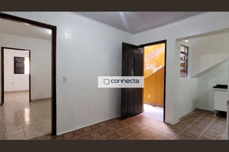 5_photo/94cef4fb0f.59b9fa3339c8dcb8-ATLAS-10819cdf-c1f7-47b7-8b8a-5a87c4158eda.jpg de casa à venda com 4 quartos, 220m² em Jardim Moreira, Guarulhos