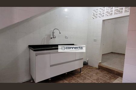 6_photo/94cef4fb0f.59b9fa3339c8dcb8-ATLAS-48c72848-3961-4bda-abce-0076846dfb41.jpg de casa à venda com 4 quartos, 220m² em Jardim Moreira, Guarulhos