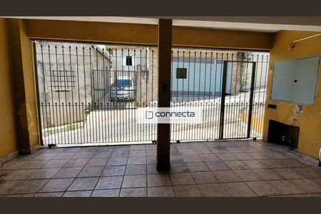 11_photo/94cef4fb0f.59b9fa3339c8dcb8-ATLAS-5ceea560-2440-4ecd-89b3-cb61ed592043.jpg de casa à venda com 4 quartos, 220m² em Jardim Moreira, Guarulhos