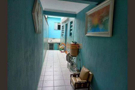 5_photo/94cef4fb7f.2832257cbb3df2c4-ATLAS-1e55eb3e-dde3-460b-a61c-f6de63806a1f.jpg de casa para alugar com 2 quartos, 132m² em Jardim Moreira, Guarulhos