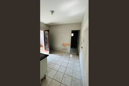 3_photo/94cef4fdb3.ceff8192393c33de-ATLAS-24f0f39f-71dc-4313-bc6f-9d440c07a822.jpg de casa para alugar com 1 quarto, 28m² em Jardim Moreira, Guarulhos