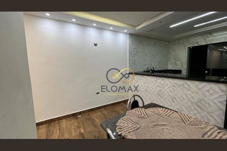 19_photo/94cef4fdef.f573b4c4437748d9-ATLAS-4fdeb2fa-09c7-4bac-b231-4166f9683aa9.jpg de casa à venda com 4 quartos, 240m² em Vila Carioca, Guarulhos