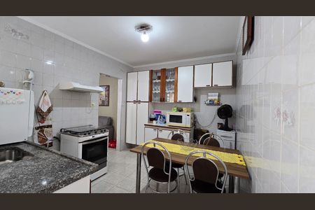 25_photo/94cef4fe3f.751bca41ac608a7d-ATLAS-666c999c-26b0-4573-bd7b-d77d755ebb76.jpg de casa à venda com 3 quartos, 250m² em Jardim Rosa de Franca, Guarulhos
