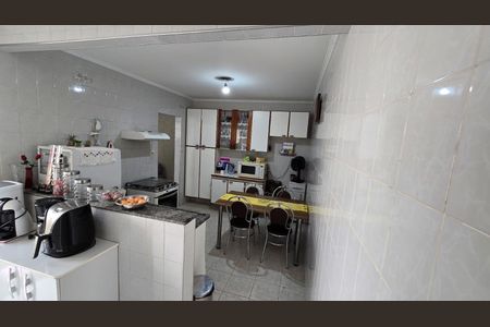 24_photo/94cef4fe3f.751bca41ac608a7d-ATLAS-c4ef988f-4516-4726-a8dd-4696bb3d92e4.jpg de casa à venda com 3 quartos, 250m² em Jardim Rosa de Franca, Guarulhos