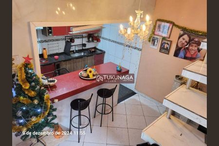 3_photo/94cef500e5.20cc84d772444cf8-ATLAS-c6cb476d-f2c5-4e4e-9281-9555aba69fb4.jpg de casa de condomínio à venda com 3 quartos, 120m² em Vila Rosalia, Guarulhos