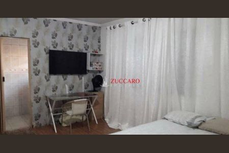 2_photo/94cef503ff.1d0d827e26d2d819-ATLAS-201dd5e0-024f-4be7-934e-cc4e11851732.jpg de casa à venda com 3 quartos, 245m² em Jardim Ema, Guarulhos