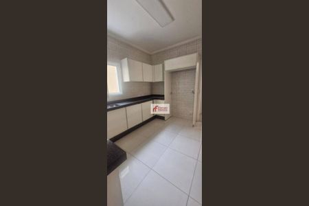 3_photo/94cef508db.8a6df05941f2190e-ATLAS-ef2d906e-9624-48cf-970d-8539b1cb20fb.jpg de casa para alugar com 3 quartos, 254m² em Vila Sao Judas Tadeu, Guarulhos