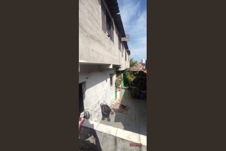 4_photo/94cef509d1.a092227452ef5b5b-ATLAS-a5e10e66-5326-4e04-a0b0-60d01c6bee3b.jpg de casa à venda com 6 quartos, 300m² em Jardim Artidoro, Guarulhos