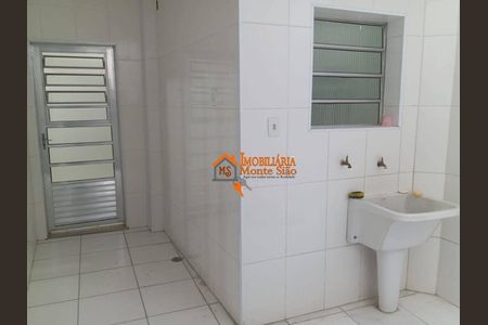 24_photo/94cef50a33.ac59da683d20aab1-ATLAS-b699758c-d669-4cef-81bb-1891a4cefc8c.jpg de casa à venda com 3 quartos, 230m² em Parque Santo Antonio, Guarulhos