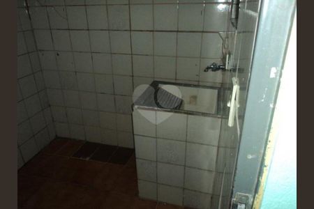 5_photo/94cef50ae3.201e42ffab0c16fd-ATLAS-e1f6c865-4ba8-4d39-8ea9-cb6aa672894c.jpg de casa à venda com 2 quartos, 180m² em Jardim Eusonia, Guarulhos