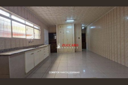 7_photo/94cef50ae5.a6e7b972090e492b-ATLAS-7dfbed01-09bd-4759-be36-5117ecc81ff5.jpg de casa para alugar com 3 quartos, 130m² em Jardim Eusonia, Guarulhos
