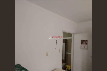 6_photo/94cef50bc1.d60ed16da6b331d7-ATLAS-7b60514d-1a44-4e0b-8f29-a420e4857b3a.jpg de casa à venda com 4 quartos, 181m² em Parque Santo Antonio, Guarulhos