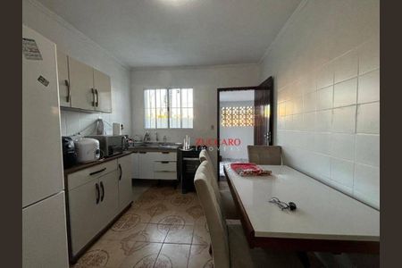 9_photo/94cef50eef.6387b29d346970b2-ATLAS-947f0352-65ea-410a-94c9-e95f52fc33b5.jpg de casa à venda com 3 quartos, 134m² em Jardim Sao Judas Tadeu, Guarulhos