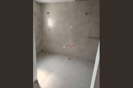 9_photo/94cef510f1.df7057d1381e7fe8-ATLAS-b6cc70d3-15a4-4b13-94b1-e2005e18f9d9.jpg de casa para alugar com 2 quartos, 205m² em Jardim Santa Mena, Guarulhos