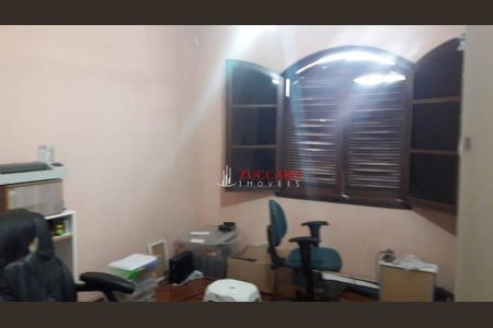 22_photo/94cef5121b.1ec89c7cbdfc8b9a-ATLAS-0033dec8-2d07-4e7f-9538-dceeec2ae30e.jpg de casa à venda com 3 quartos, 250m² em Jardim Aida, Guarulhos