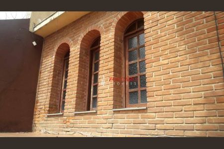 2_photo/94cef5121b.1ec89c7cbdfc8b9a-ATLAS-040ecf65-6a6d-48fa-b972-1e836323c490.jpg de casa à venda com 3 quartos, 250m² em Jardim Aida, Guarulhos