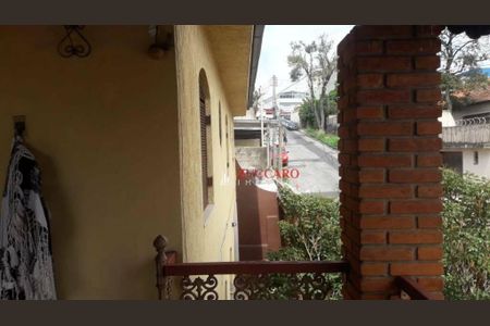 3_photo/94cef5121b.1ec89c7cbdfc8b9a-ATLAS-c15dfeee-d3f8-43a7-a5af-d10ab789251c.jpg de casa à venda com 3 quartos, 250m² em Jardim Aida, Guarulhos