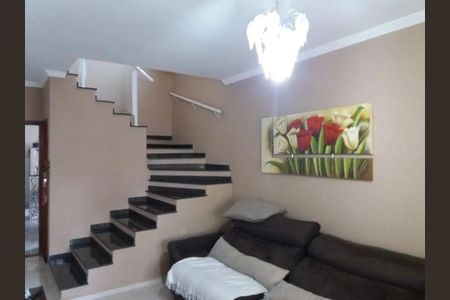 4_photo/94cef5133f.8a706a3c1c8a5b40-ATLAS-97b26193-c805-4347-af9b-16fb93d9cc5e.jpg de casa à venda com 3 quartos, 141m² em Vila Silveira, Guarulhos