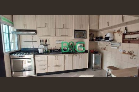 18_photo/94cef5135f.f7e81ba1849dc159-ATLAS-a5f72a99-65a8-4179-abab-5d9c2241a35d.jpg de casa à venda com 3 quartos, 300m² em Vila Silveira, Guarulhos