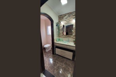 14_photo/94cef5135f.f7e81ba1849dc159-ATLAS-bdf2b005-d457-4bc6-8016-d56c29f3e409.jpg de casa à venda com 3 quartos, 300m² em Vila Silveira, Guarulhos