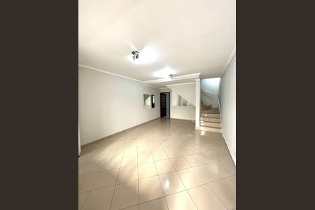 8_photo/94cef51455.5ec32a3140207d62-ATLAS-2bb3d475-70df-4b1b-9ea2-c413c110faf8.jpg de casa à venda com 3 quartos, 160m² em Centro, Guarulhos