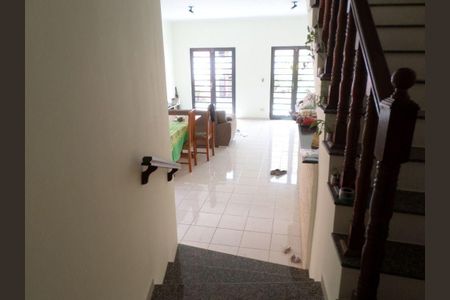 6_photo/94cef515b7.8e48f5906dd675de-ATLAS-c63b71cf-5489-452a-b08c-e59e3fd21ef1.jpg de casa à venda com 3 quartos, 146m² em Jardim Santa Mena, Guarulhos